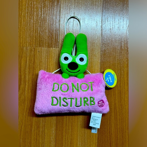 Toys Hallmark Hoops Yoyo Green Bunny Plush Do Not Disturb Talking